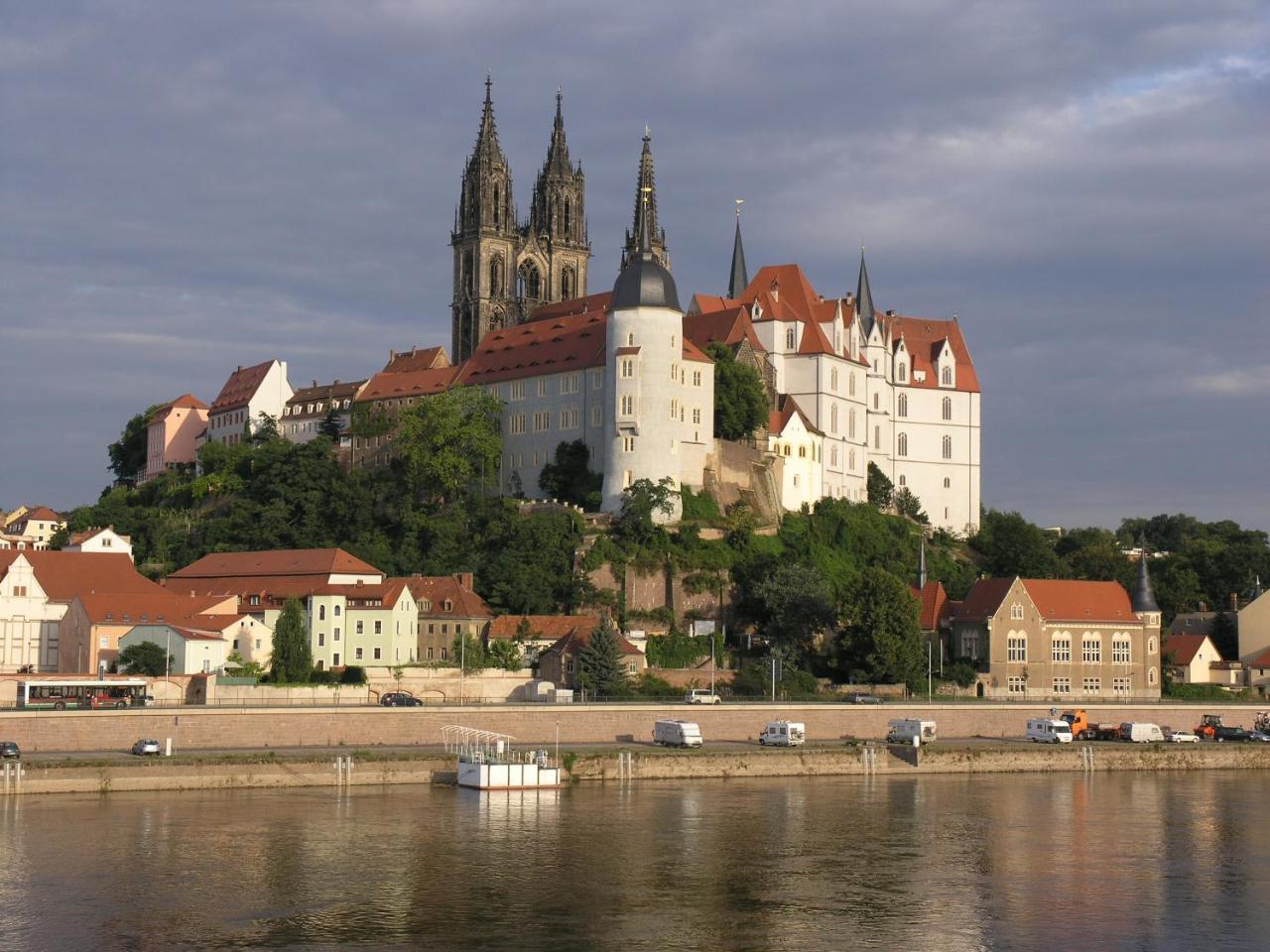 Pension Triebischtal ไมเซน ภายนอก รูปภาพ